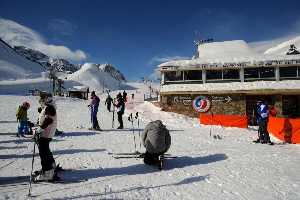 Studio Sur Les Pistes บาญเญอ-เดอ-บีกอร์ ภายนอก รูปภาพ